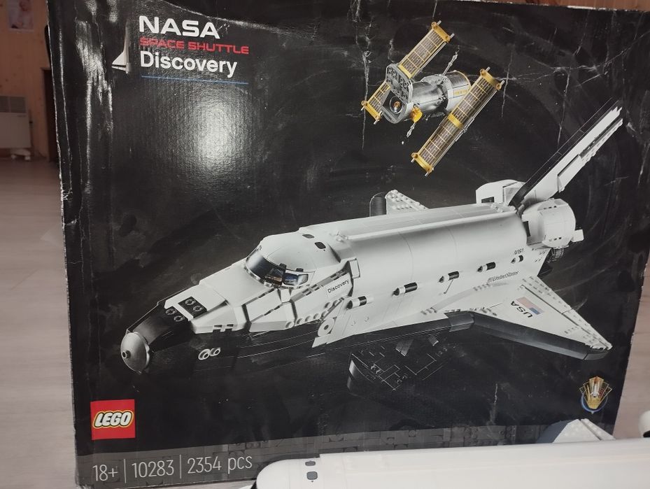 Конструктор LEGO NASA 10283 Космический шаттл НАСА «Дискавери»