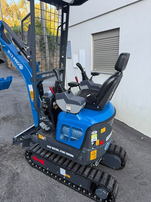 Mini Escavadora Rippa R13 Pro
