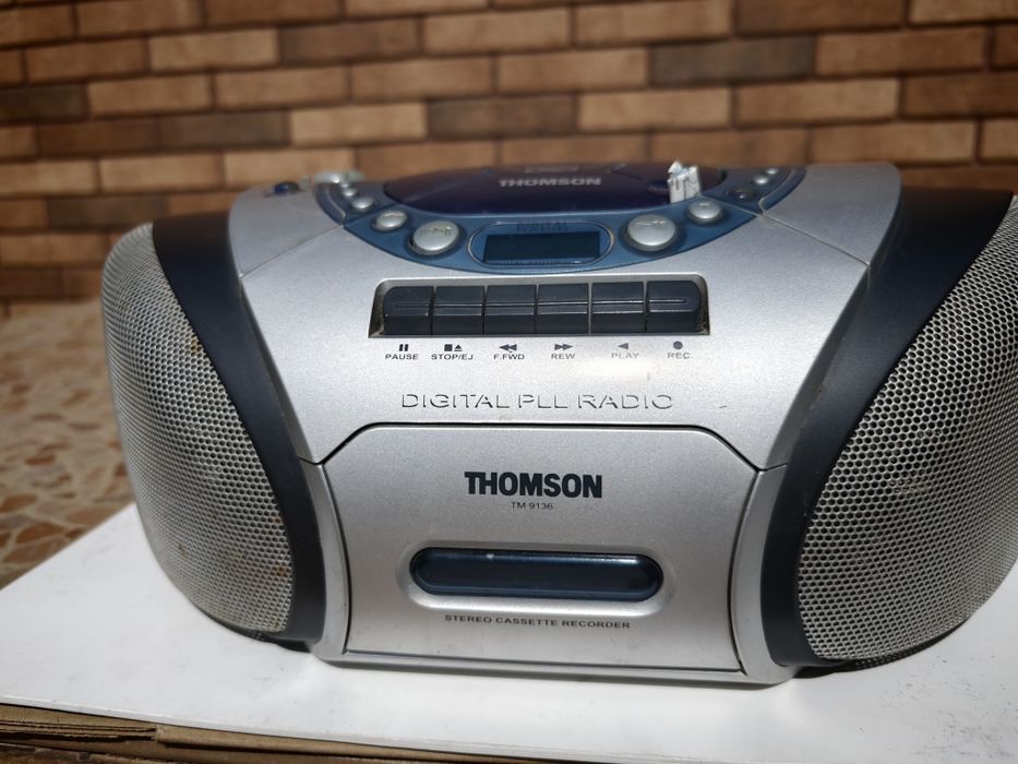 Магнитола ретро Thomson tm9136.