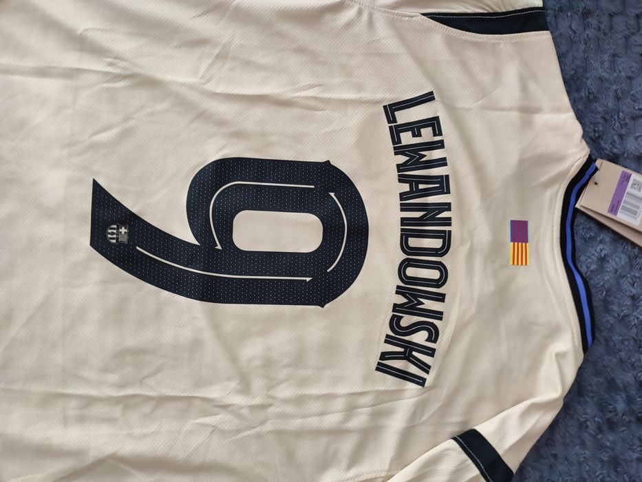Koszulka piłkarska FC Barcelona rozmiar XXL Robert Lewandowski 9 Nike
