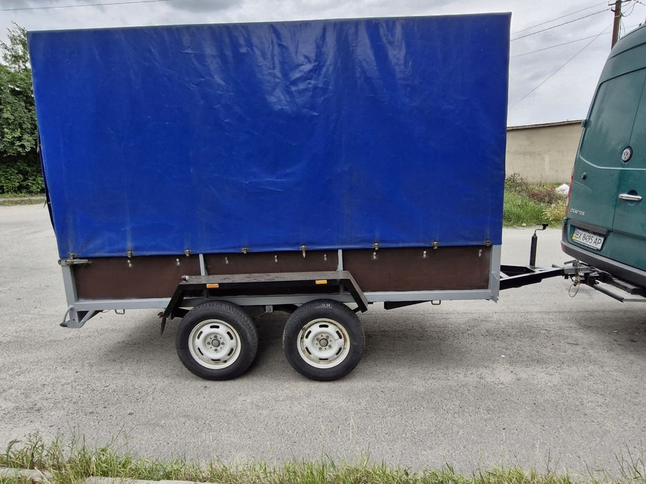 Причіп легковий двовісний