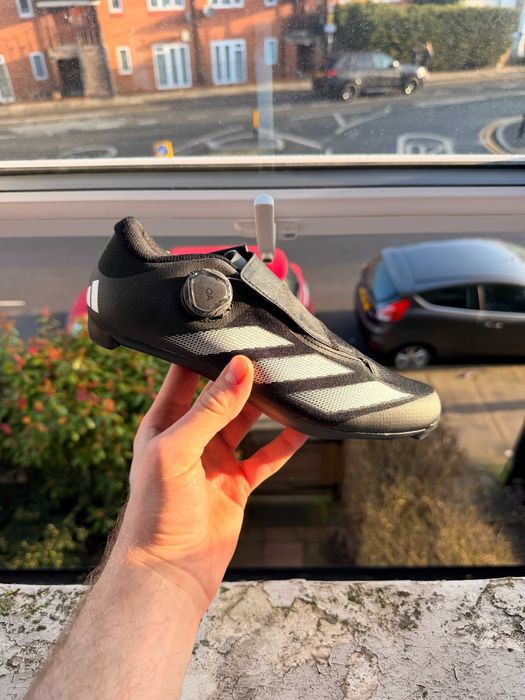 Велосипедні шосейні туфлі Adidas Specialized TORCH Нові Є розміра