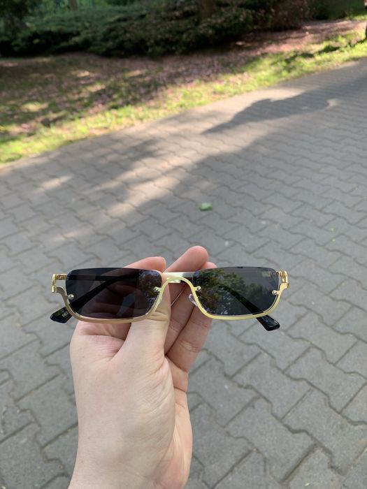 Okulary przeciwsłoneczne – stylowe i lekkie.