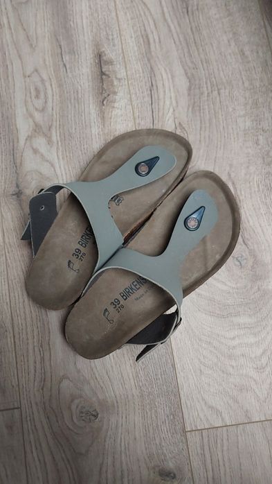 Klapki Birkenstock roz 39