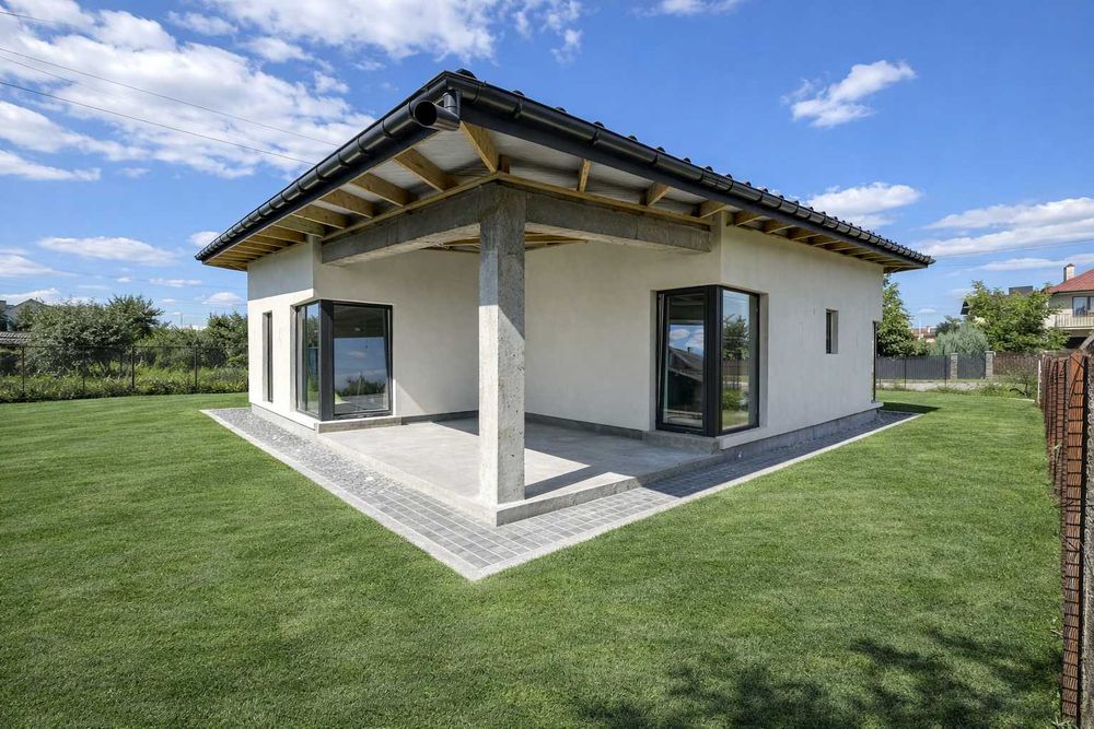 продаємо приватний будинок|село Зимна Вода|70% ремонту