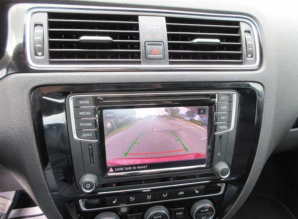 Volkswagen Jetta      2017