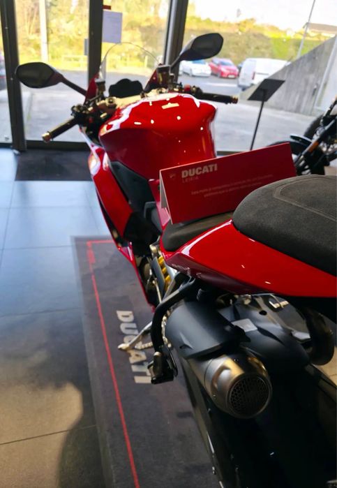 Ducati Panigale V2 2026