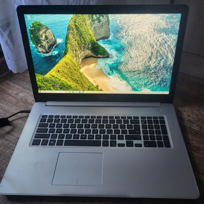 Laptop Dell P35E sprawny