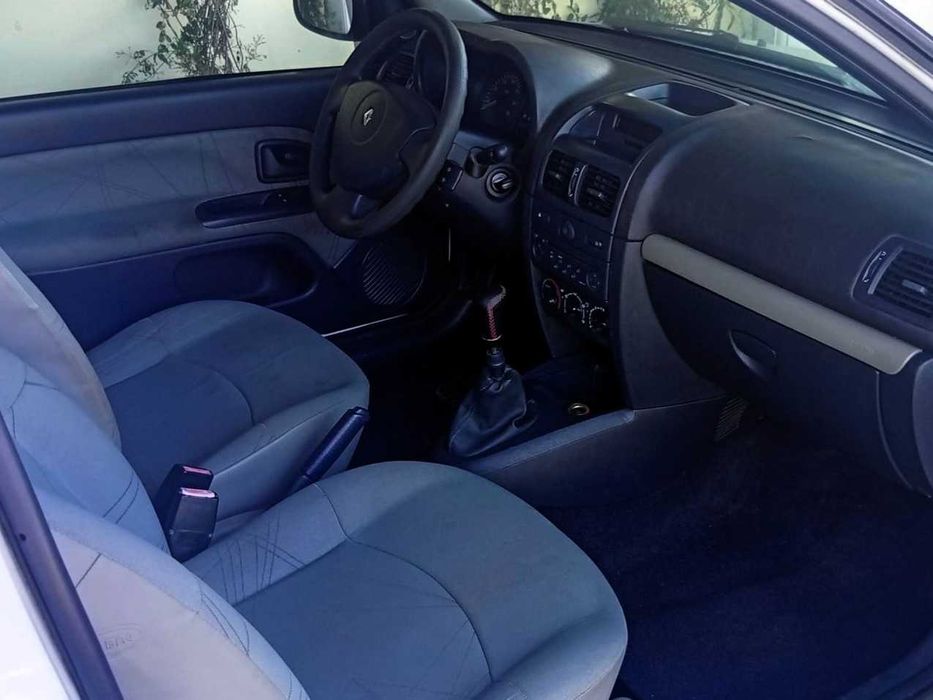 Renault Clio II 1.5 dCi Authentique (2003)