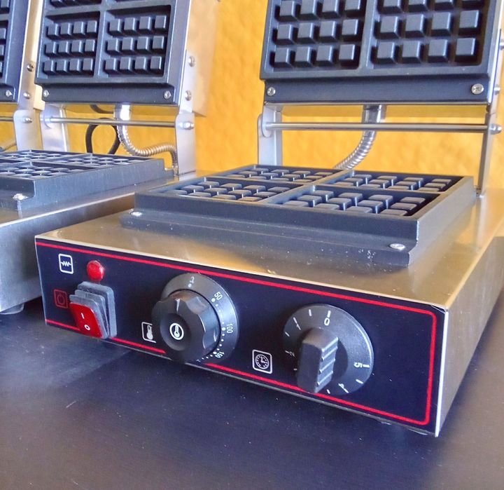 Máquinas de Waffles Elétricas. Restauração