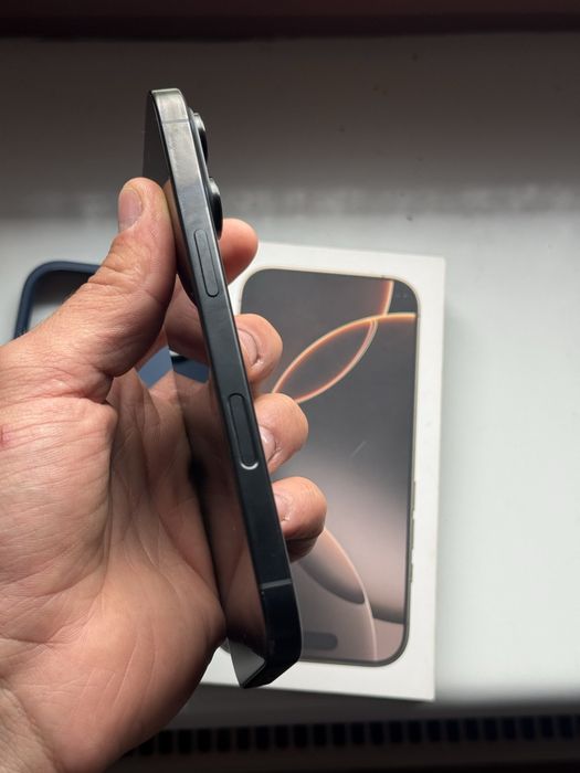 Iphone 16 PRO 1TB Pamięci / 89% baterii