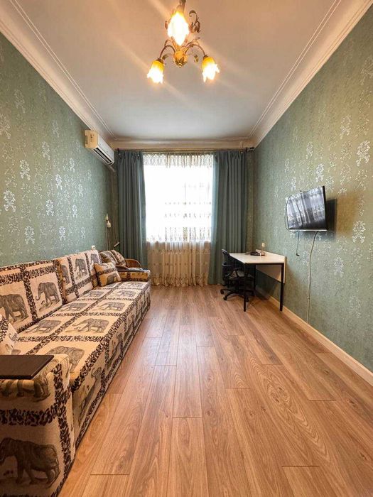 Оренда 2-х кімнатної кватири на Саксаганського 85 М.Українських Героїв