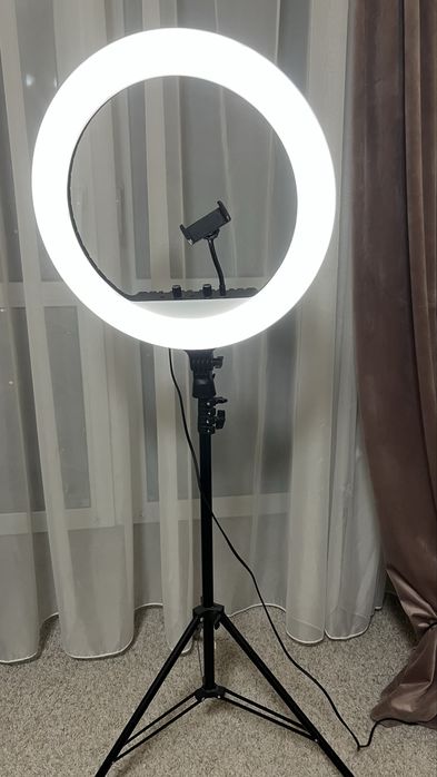 кільцева лампа RL-21 з діам 54 см + посиленим штативом LUX на 2.1м