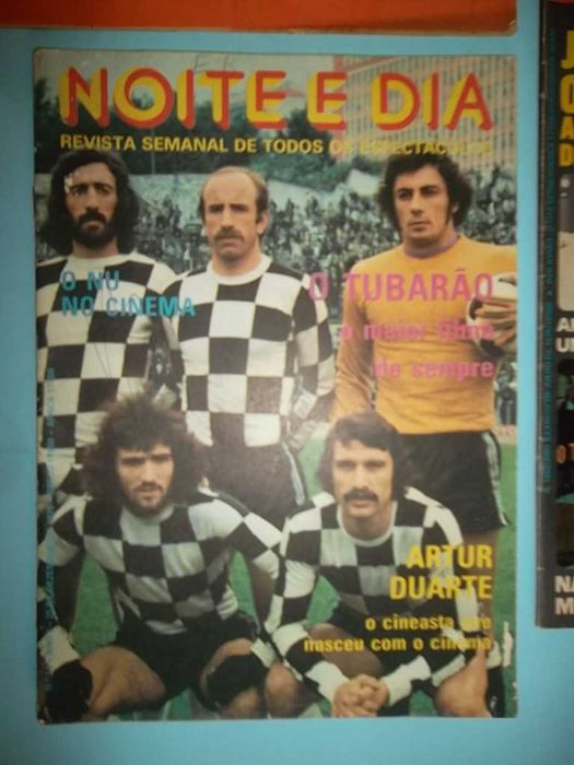 4 Revistas antigas SALAZAR, BEATLES, CARLOS LOPES, etc