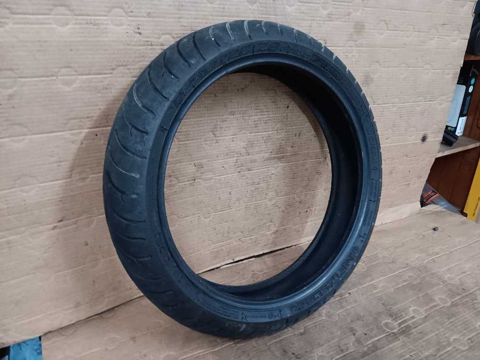 Pneu Metzeler Roadtec Z6 120/70ZR17