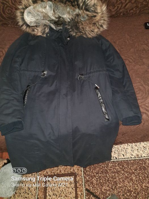 Жіноча куртка. Колір синій.