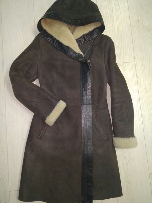 Дубленка натуральная в отличном состоянии!