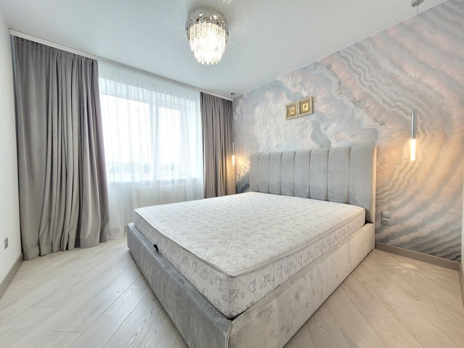 3к.Новобуд! Арцеулова! 5/10ц, 77м2, Авт.оп!, 130000уо!