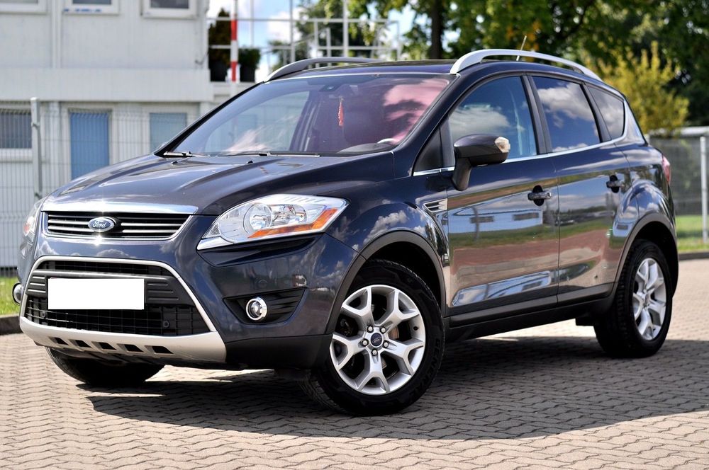 Ford Kuga Super stan , mały przebieg