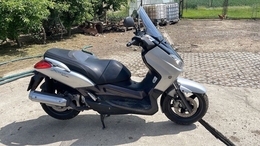 Yamaha 125 x-max