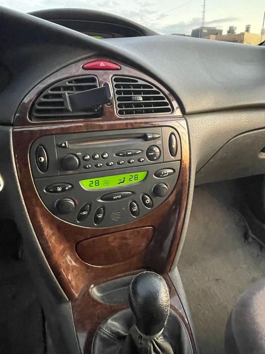 Citroën c5 a Diesel 2001 troco por um automático
