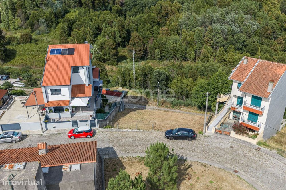 Terreno Urbano com 281m2