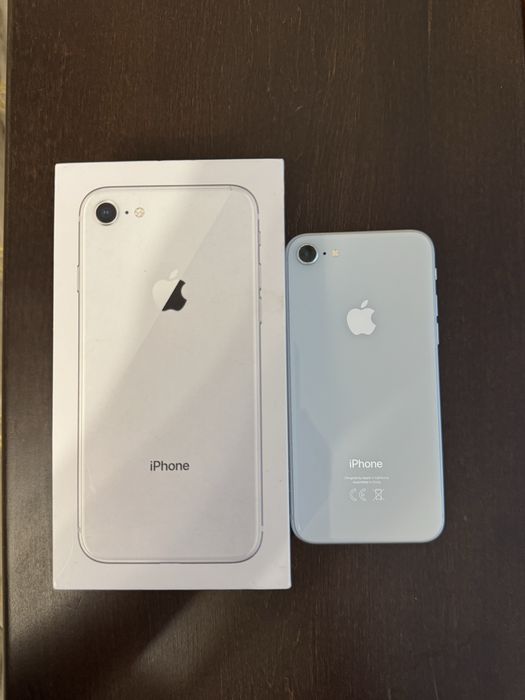 Продам iphone 8 64gb