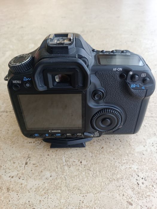 Фотоапарат Canon EOS 40D