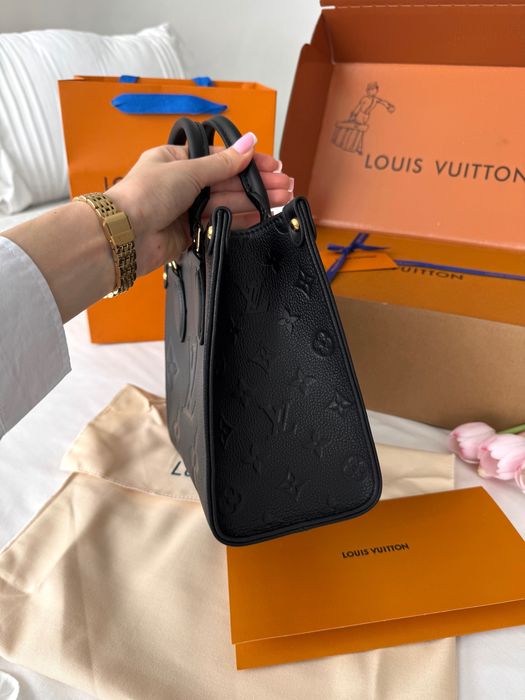 Сумка Louis Vuitton Onthego PM Black