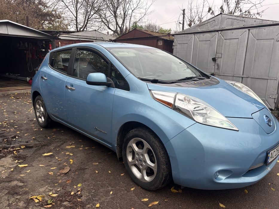 Nissan leaf 2014