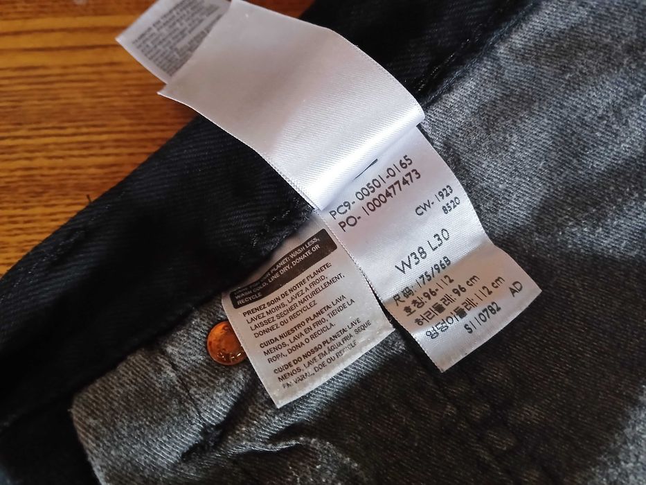 Levis 501 czarne 38/30 pas:2x50-52cm