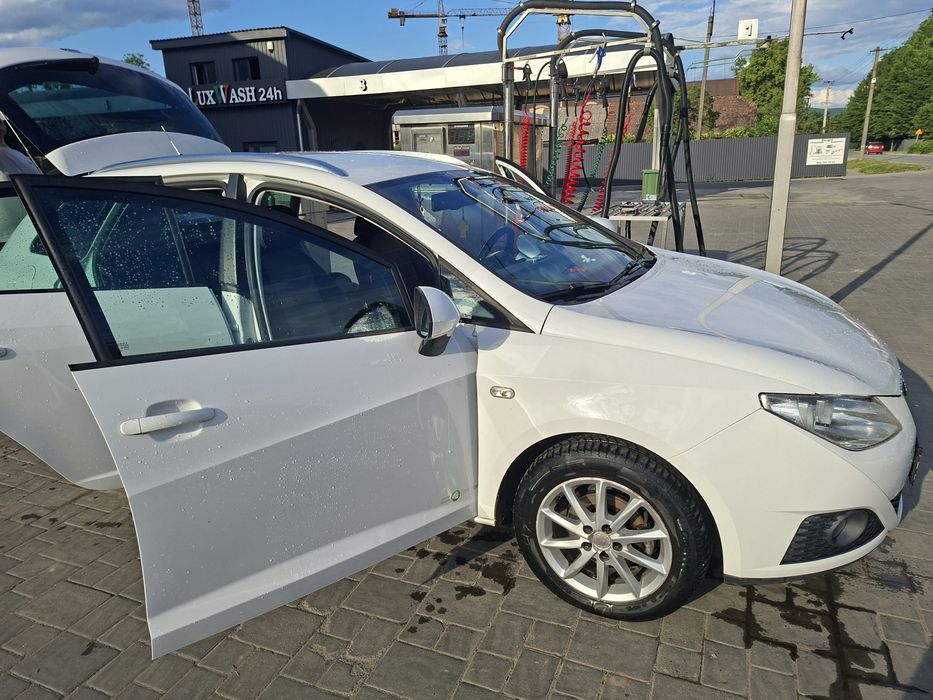 Автомобіль Seat Ibiza 1.2