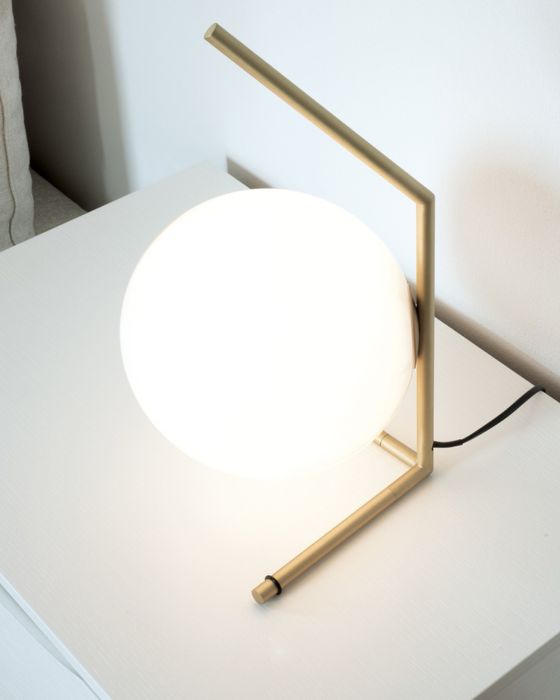 Настільна сучасна лампа світильник бронзового кольору