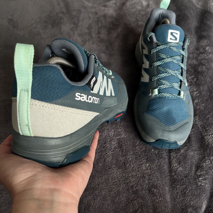 Жіночі трекінгові кросівки Salomon energy gel. Waterproof. P. 39. Ідеал!!!