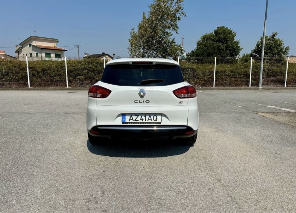Renault Clio Tourer 1.5dci 110mil kms