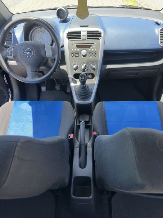 Opel agila 1.0 2009