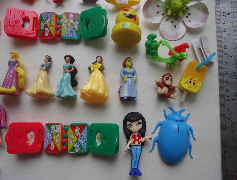 Игрушки из Киндер сюрприз Kinder Surprise, 75 шт