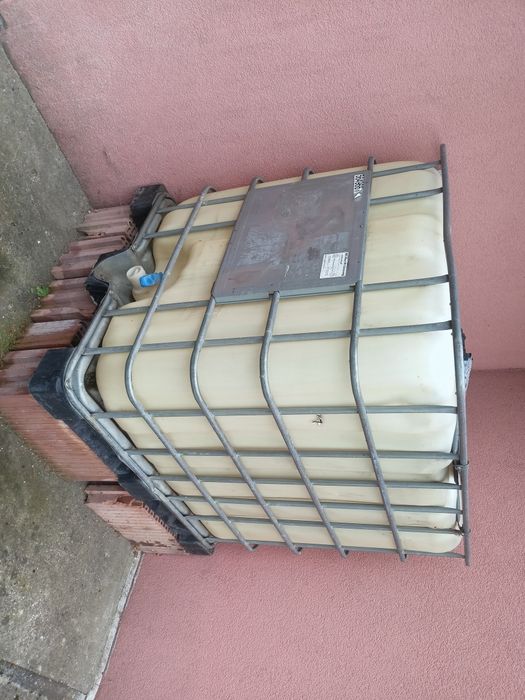 Mauzer 1000 litrów