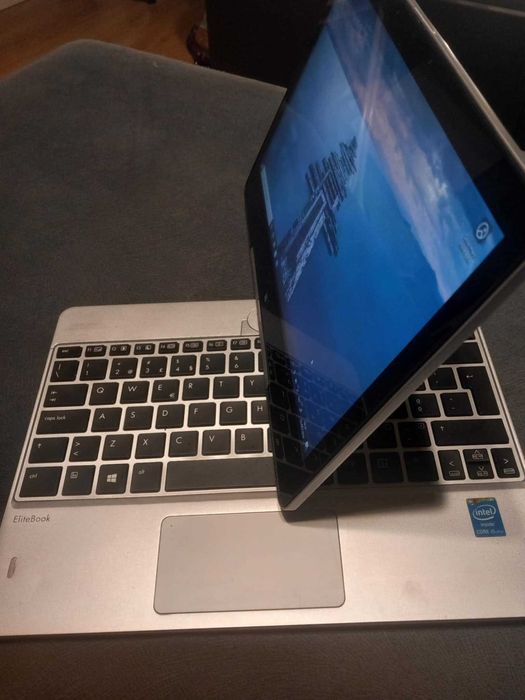 HP elitebook Revolve 810 G3 BATERIA NOVA