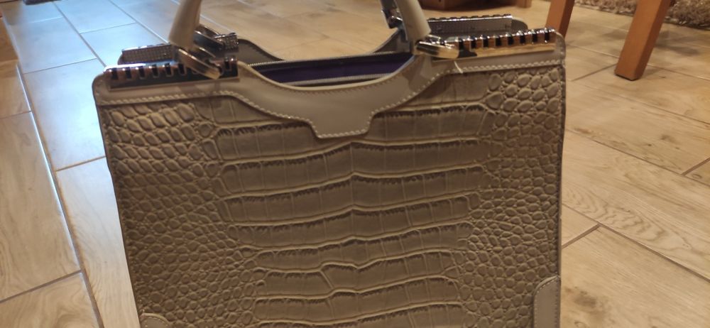 Torebka damska lakierowana