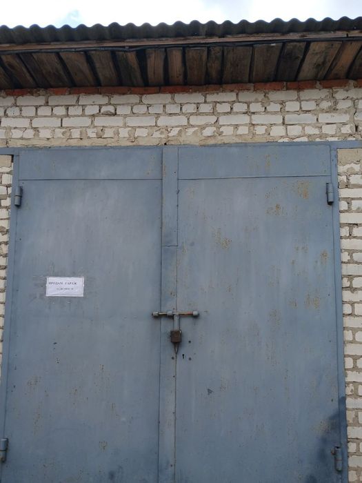 Продам, або здам в оренду гараж в районі Привокзального ринку Ковель
