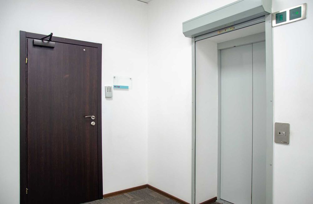 Оренда офісу 363 м² у БЦ  «Ділове містечко», вул. Пимоненка, 13