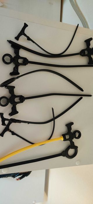 Арена Бейблейд з іграшками