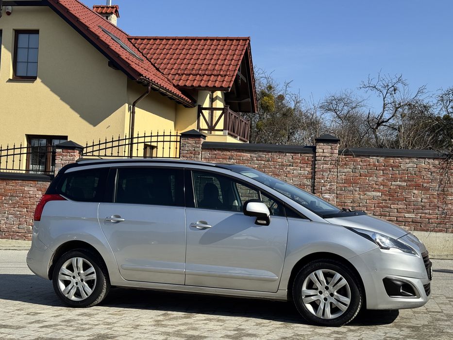Peugeot 5008-2015 р.в