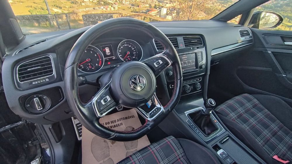 VW Golf
