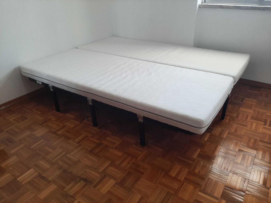160cm cama com colchões estado perfeito
