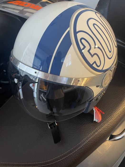 Capacete vespa