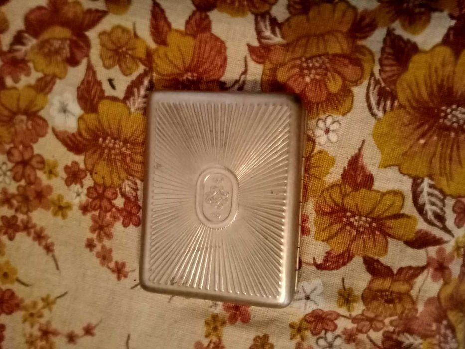 Коробка  бокс  футляр коробочка