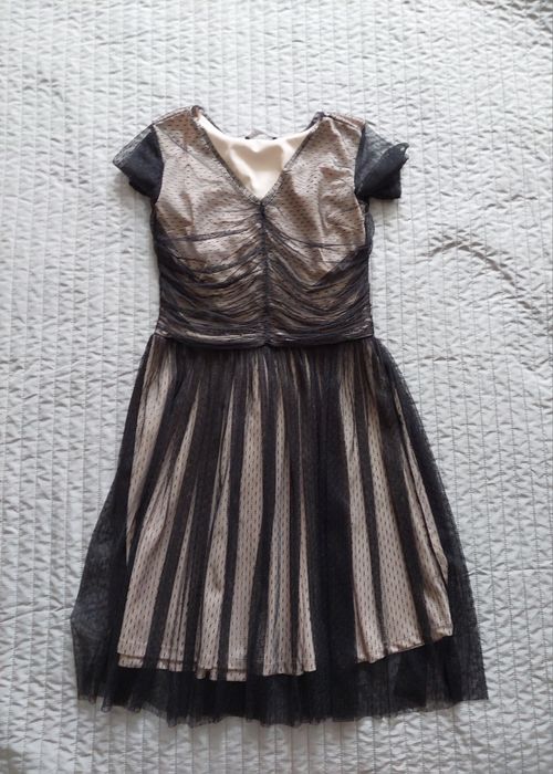 Elegancka sukienka Mohito rozmiar M