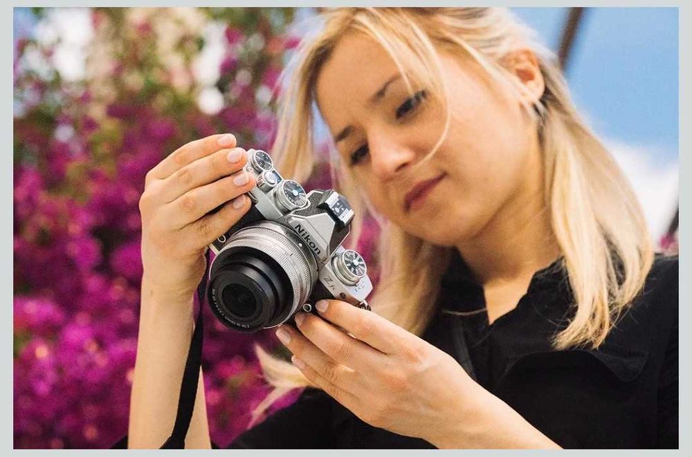 Nikon z fc como nova